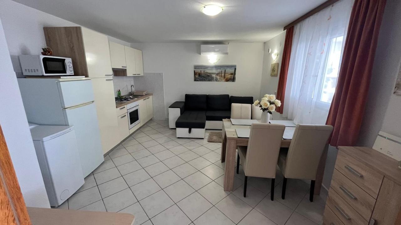 Apartment Ante Ražanj Dış mekan fotoğraf
